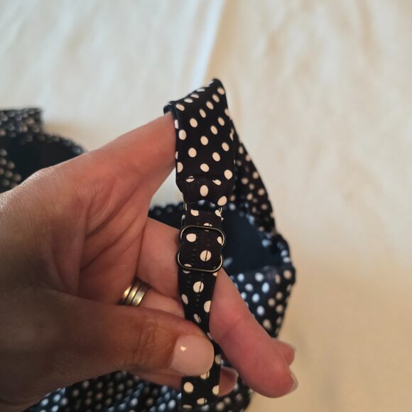Coco Reef One Piece Black White Polka Dot Flower Trim Swim Dress Suit Size 32 34 - Picture 12 of 16